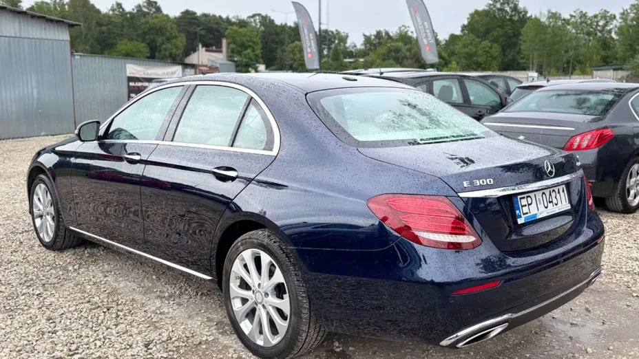 MERCEDES-BENZ E Klasa -