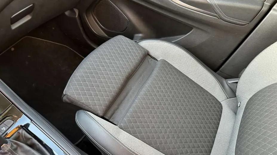 OPEL Grandland X -