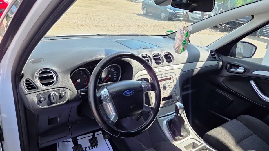 FORD S-MAX -
