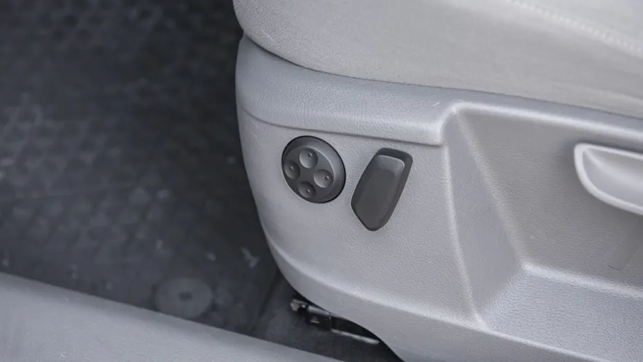 VOLKSWAGEN Sharan -