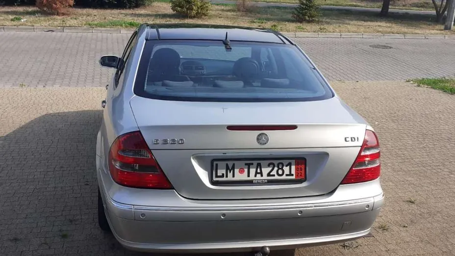 MERCEDES-BENZ E Klasa -