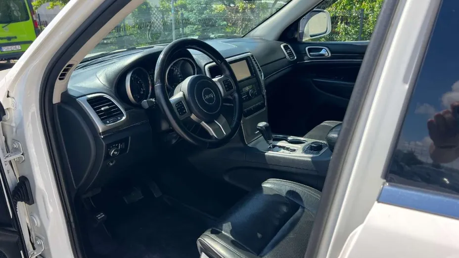 JEEP Grand Cherokee -