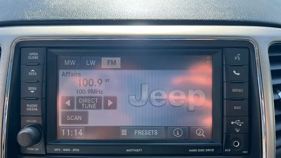 JEEP Grand Cherokee -