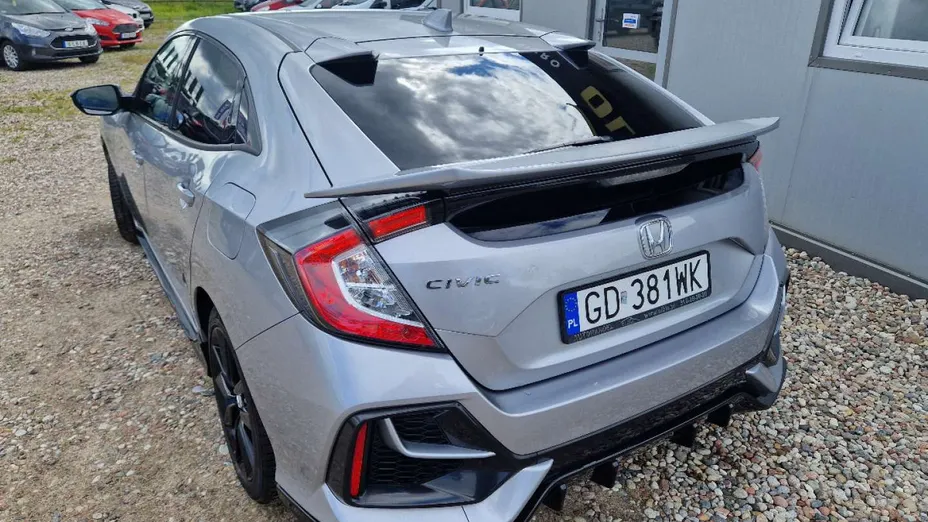 HONDA Civic -