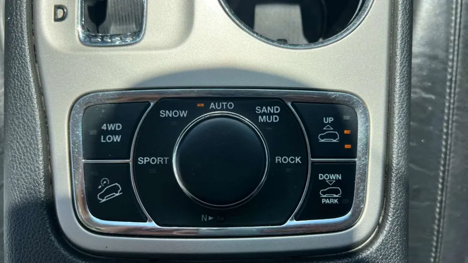 JEEP Grand Cherokee -