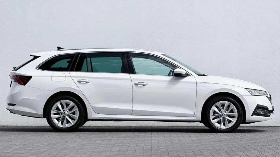 SKODA Octavia -