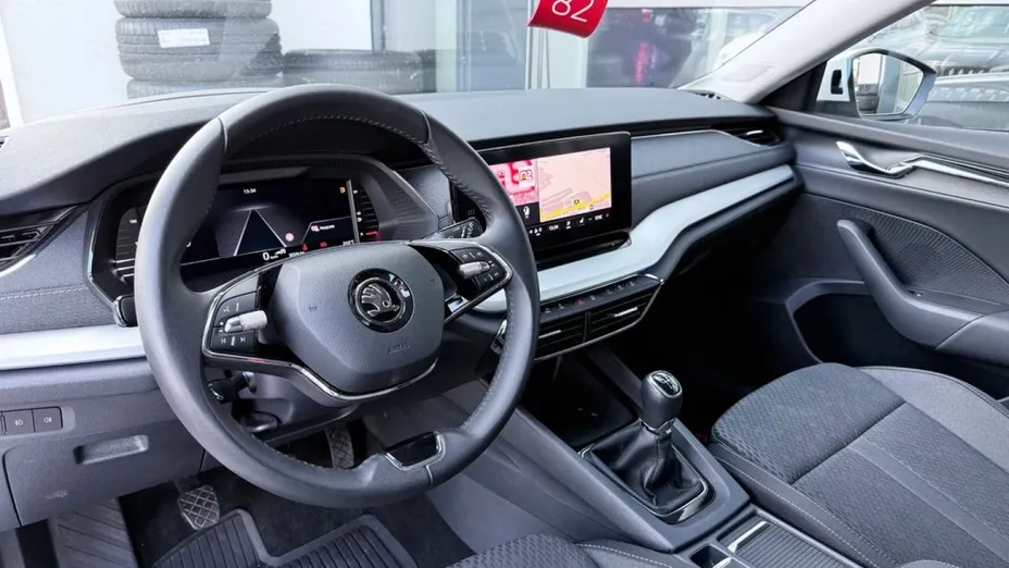 SKODA Octavia -