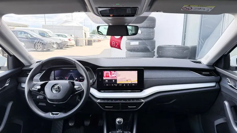 SKODA Octavia -