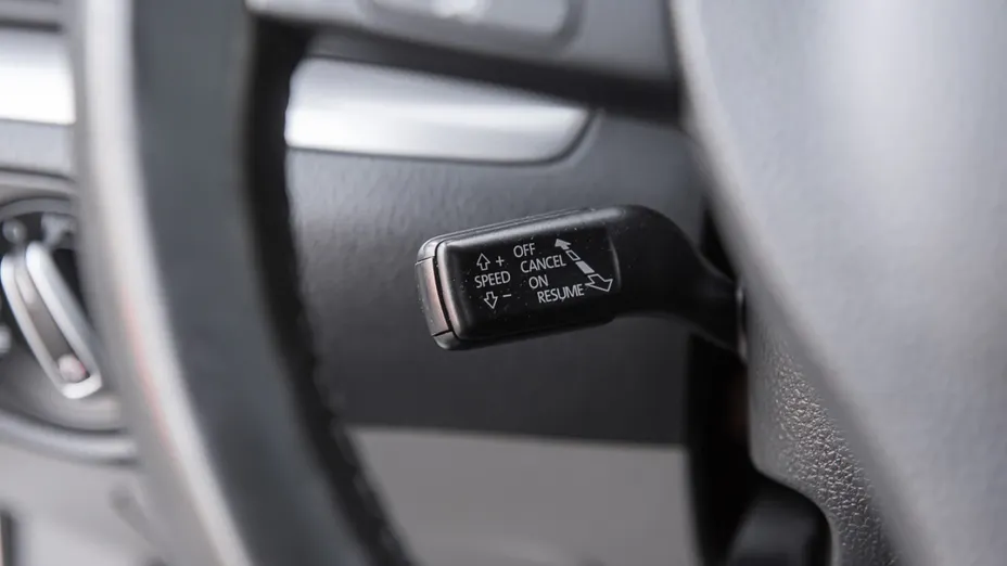 VOLKSWAGEN Sharan -