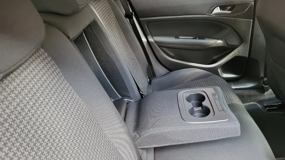 PEUGEOT 308 -