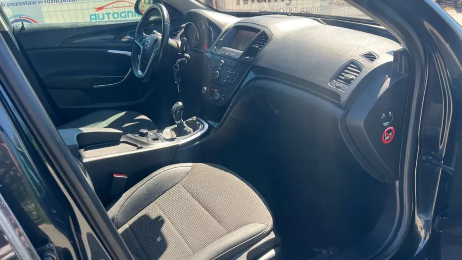 OPEL Insignia -