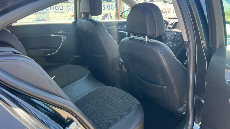 OPEL Insignia -