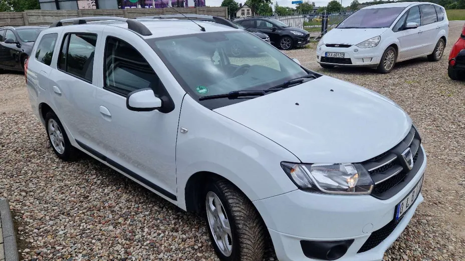 DACIA Logan -
