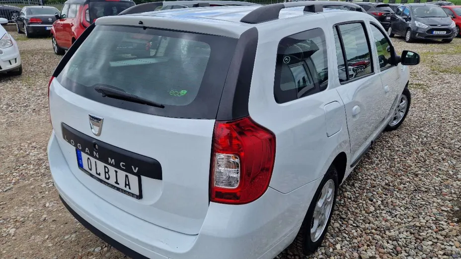 DACIA Logan -