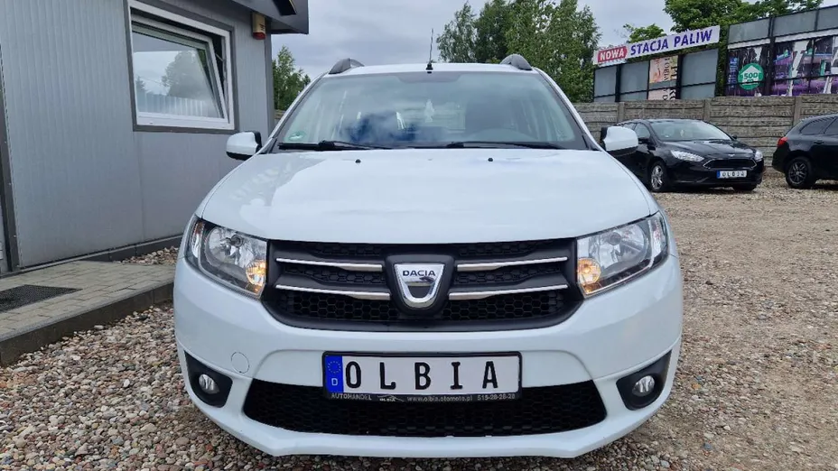 DACIA Logan -