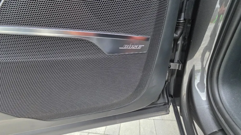 AUDI Q7 -