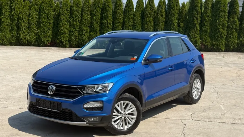 VOLKSWAGEN T-ROC -