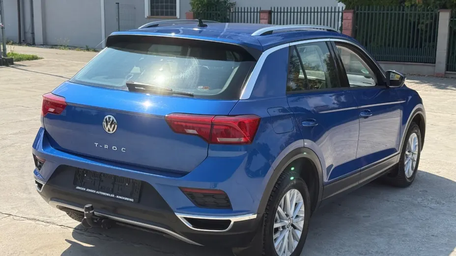 VOLKSWAGEN T-ROC -