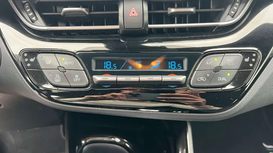 TOYOTA C-HR -