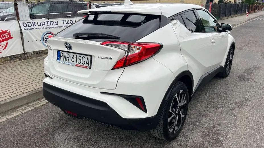 TOYOTA C-HR -