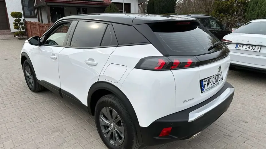 PEUGEOT 2008 -