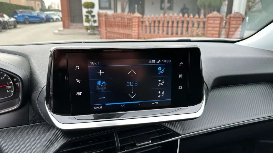 PEUGEOT 2008 -