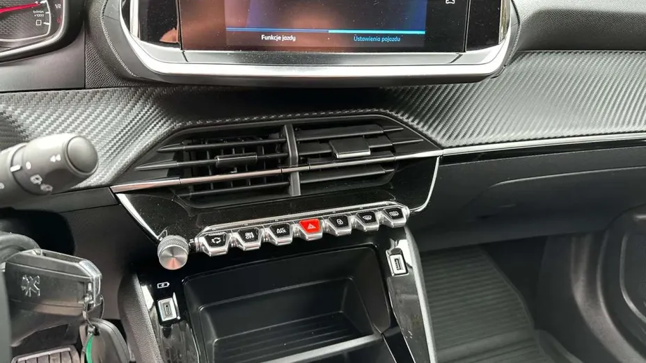 PEUGEOT 2008 -