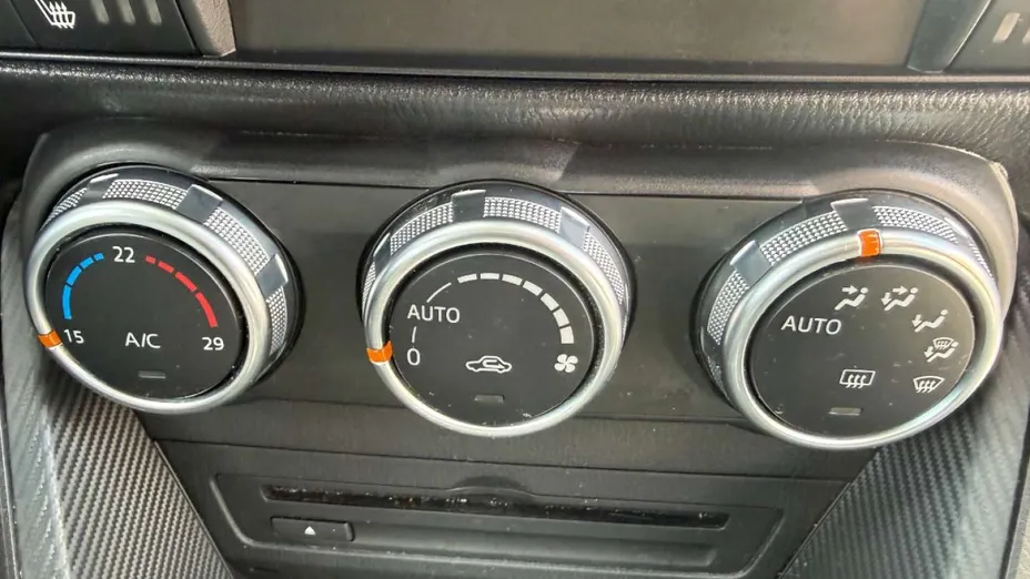 MAZDA CX-3 -