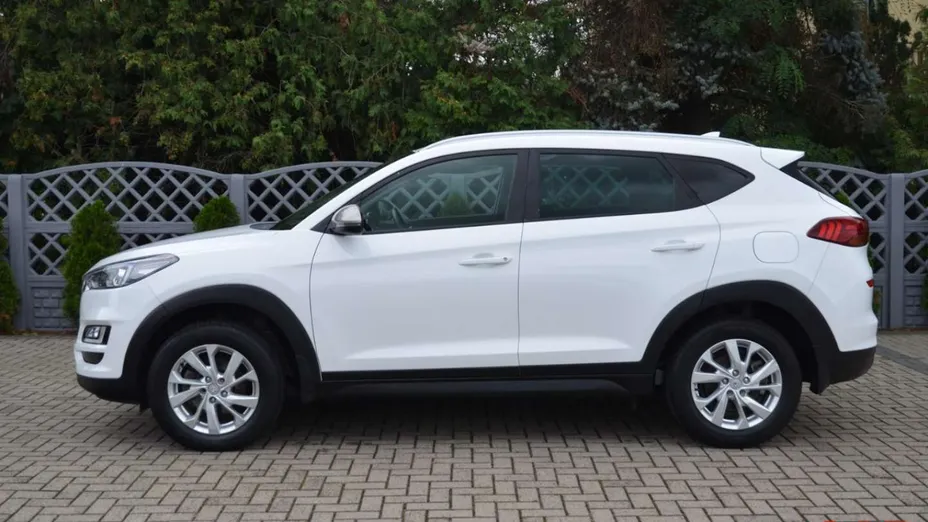 HYUNDAI Tucson -