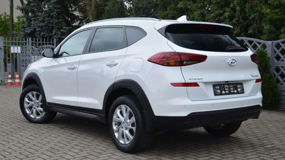 HYUNDAI Tucson -