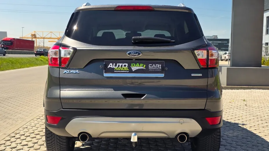 FORD Kuga -