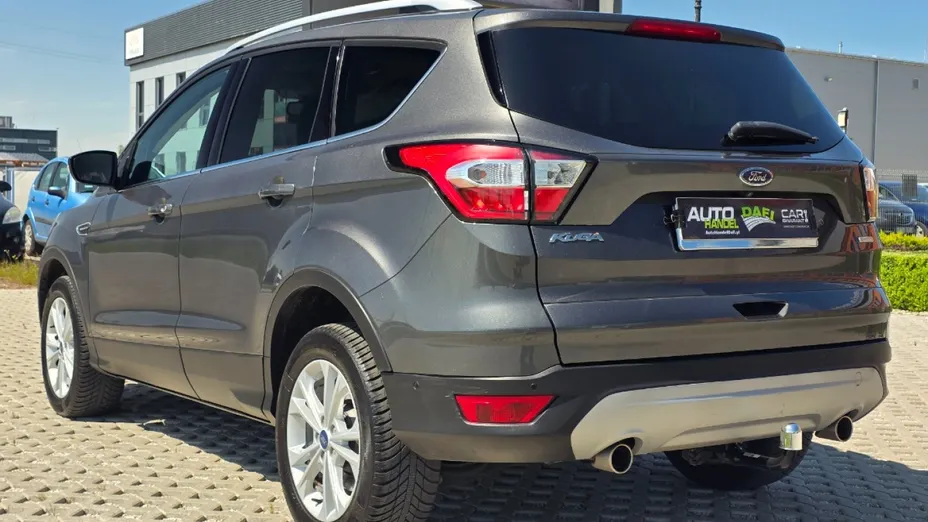 FORD Kuga -