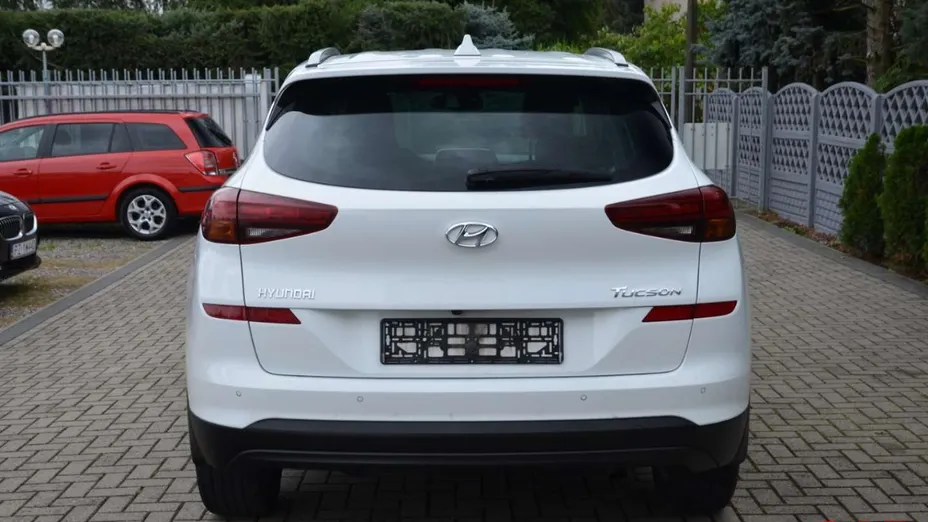 HYUNDAI Tucson -