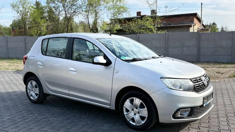 DACIA Sandero -