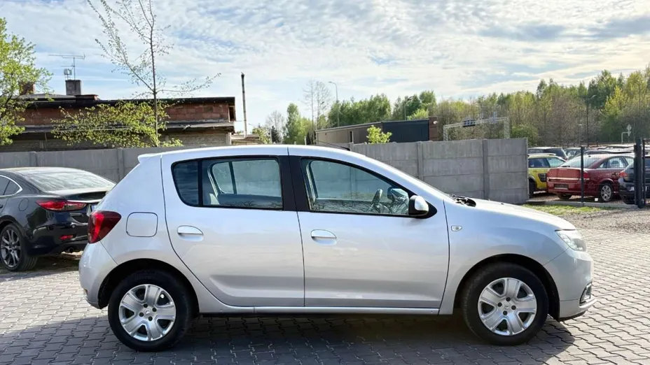 DACIA Sandero -
