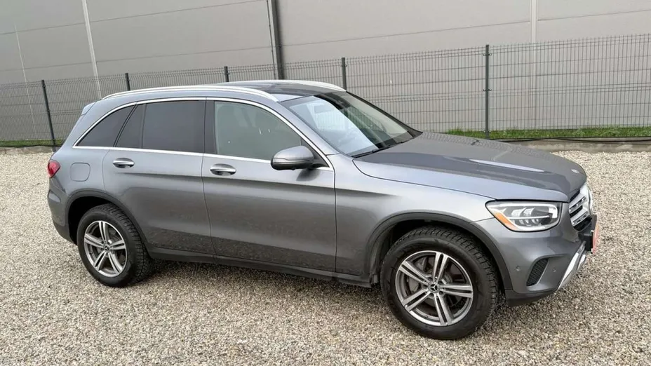 MERCEDES-BENZ GLC -