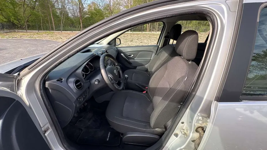 DACIA Sandero -