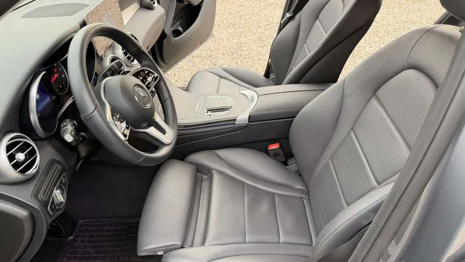 MERCEDES-BENZ GLC -