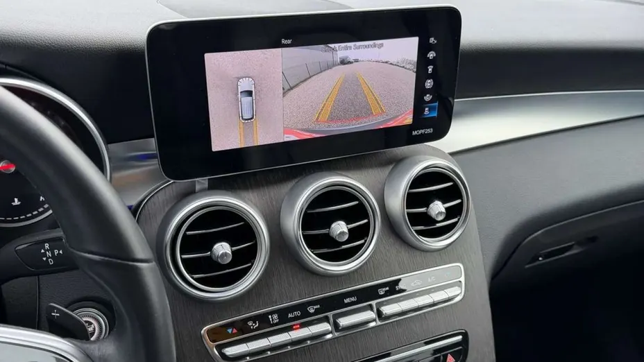 MERCEDES-BENZ GLC -