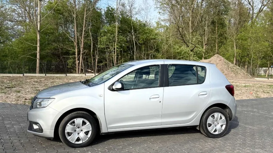 DACIA Sandero -
