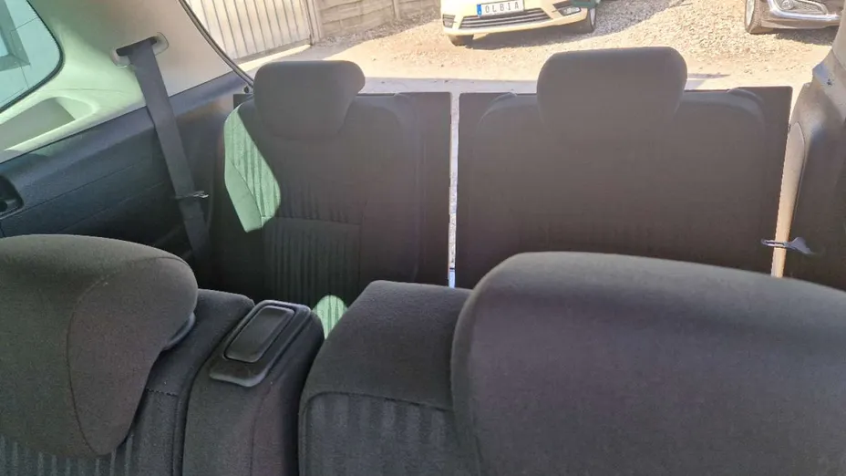 OPEL Zafira -