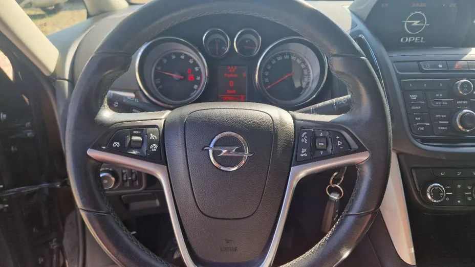 OPEL Zafira -