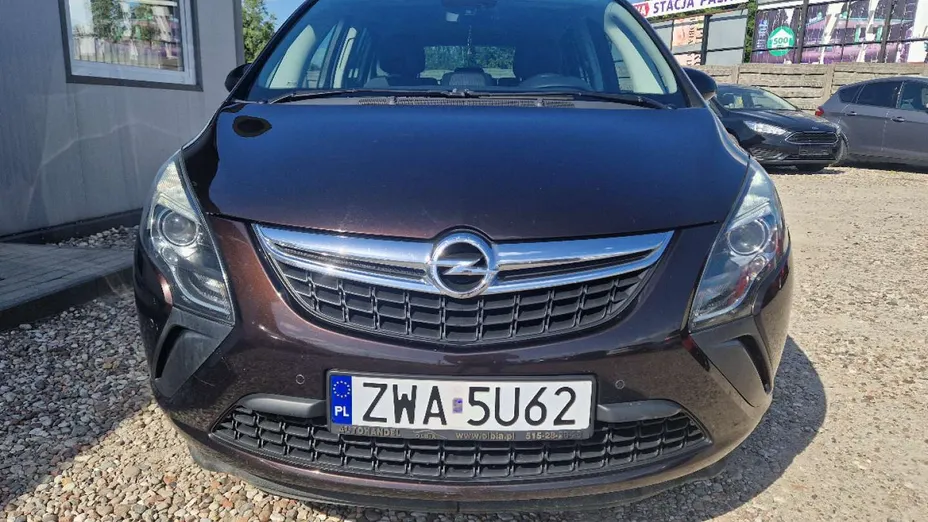 OPEL Zafira -
