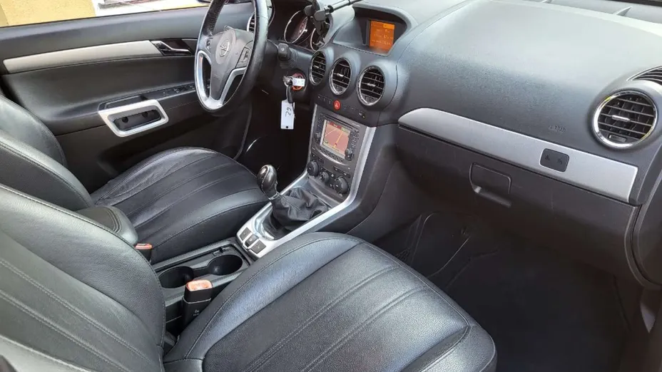 OPEL Antara -