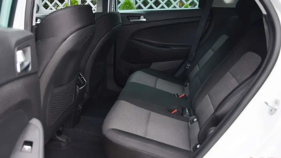HYUNDAI Tucson -