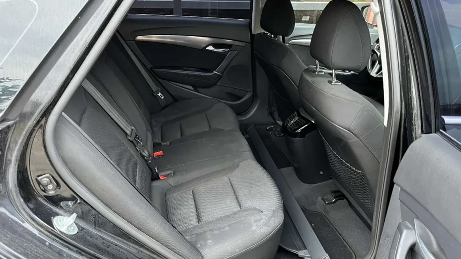 HYUNDAI i40 -