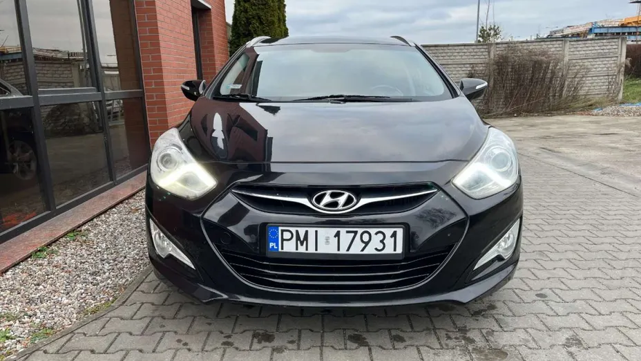 HYUNDAI i40 -