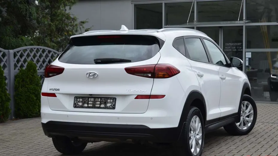 HYUNDAI Tucson -
