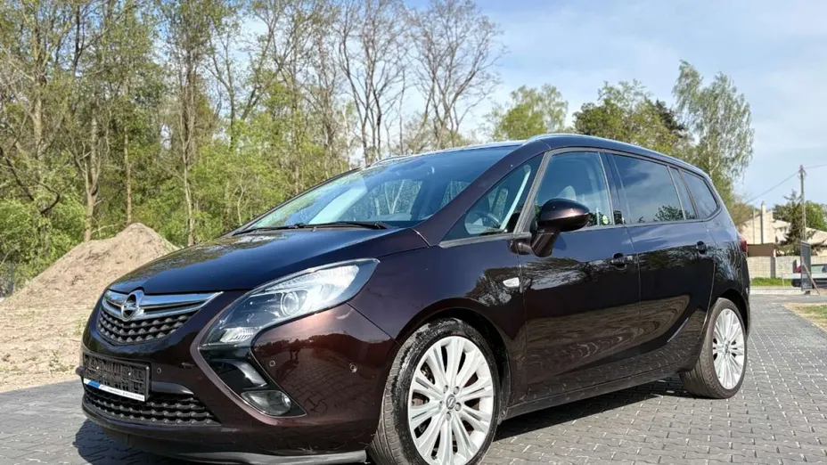OPEL Zafira -