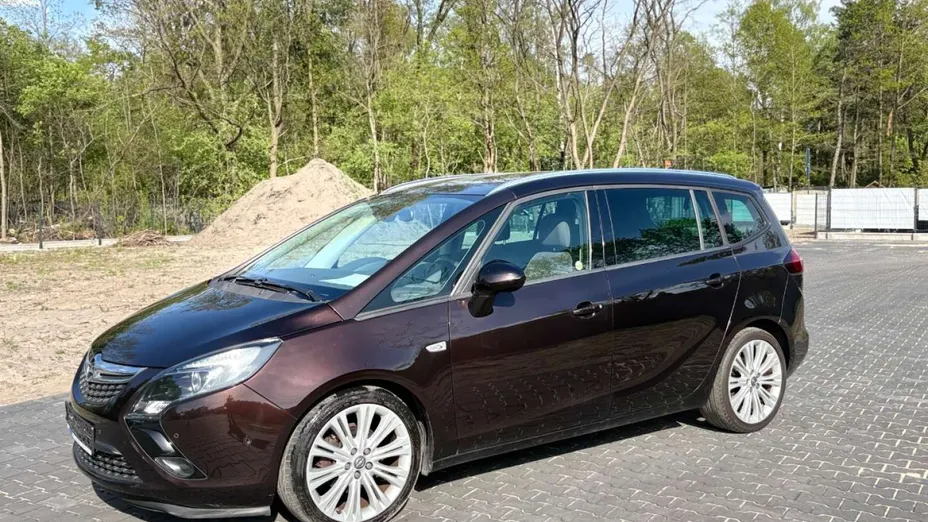 OPEL Zafira -